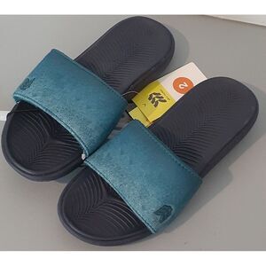 All in‎ Motion Boys Size 2 Blue Water Slides
